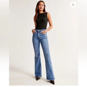 Abercrombie &  fitch 70's vintage flare ultra high rise jeans. Size 31
